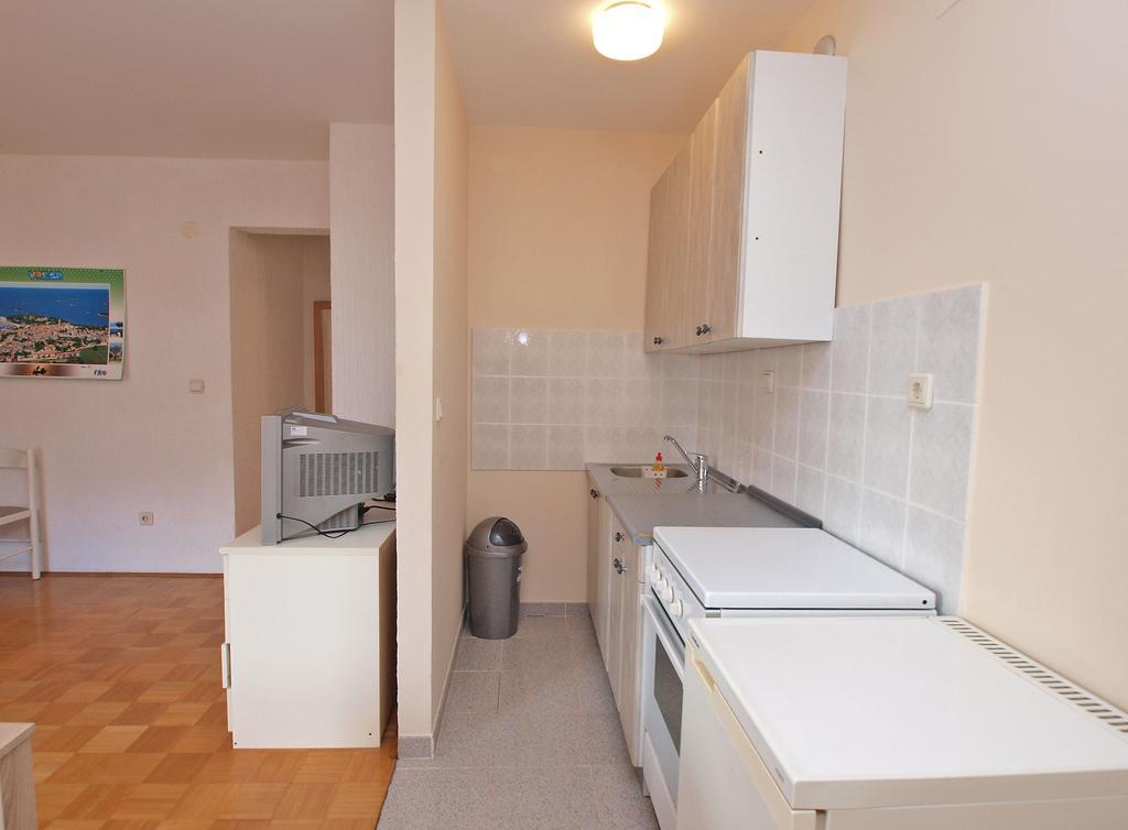 Apartments Dubravka 1315 Vrsar Eksteriør bilde